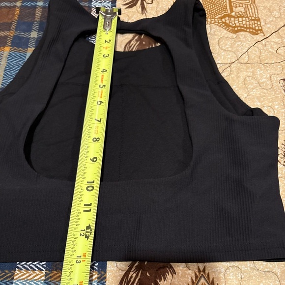 Kimith ribbed cropped tank top/sports, cross over ribbed leggings - Picture 10 of 13